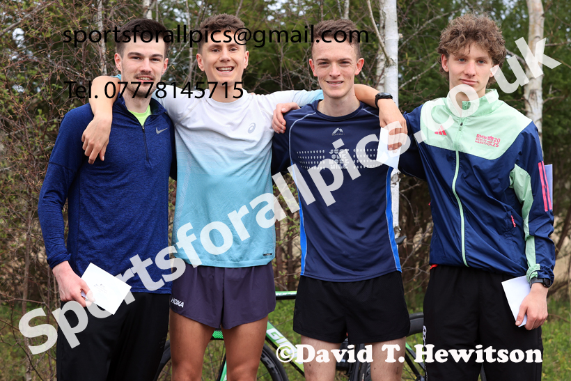 Senior Mens relay, 2026 Elswick Harriers Good Friday Road Relays and Young Athletes, Newburn,  Newcastle upon Tyne. Photo: David T. Hewitson/Sports for All Pics